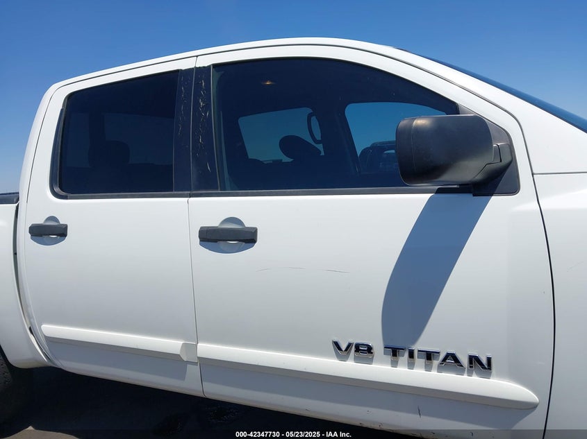 2011 NISSAN TITAN VIN: 1N6AA0EK4BN326317