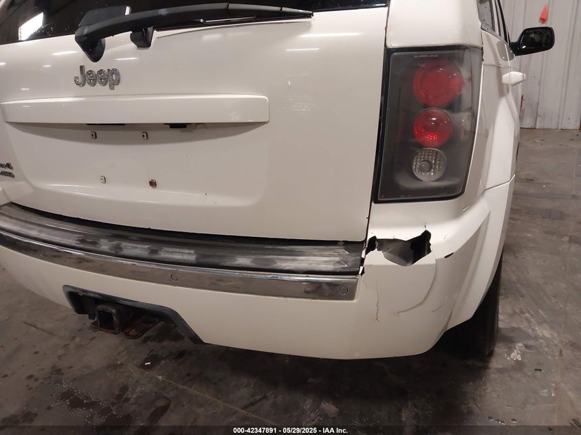 2006 JEEP GRAND CHEROKEE VIN: 1J4HR58256C185322