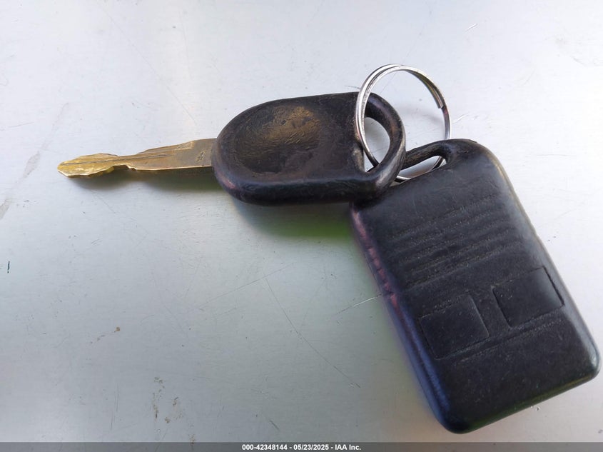 2006 FORD FOCUS VIN: 1FAFP34N06W183795