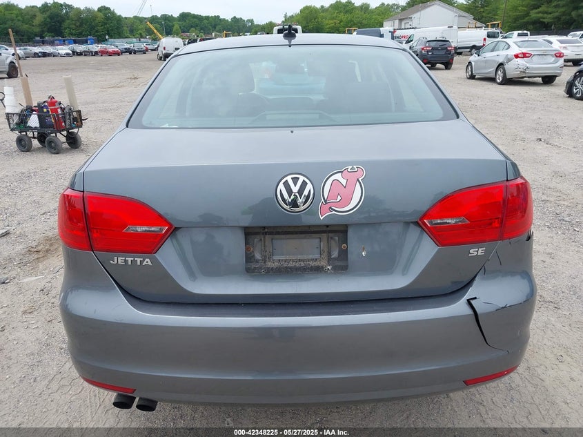 2014 VOLKSWAGEN JETTA 1.8T SE - 3VWD17AJXEM430361