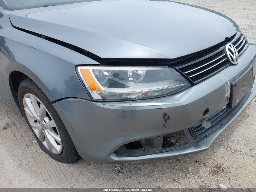 2014 VOLKSWAGEN JETTA 1.8T SE - 3VWD17AJXEM430361