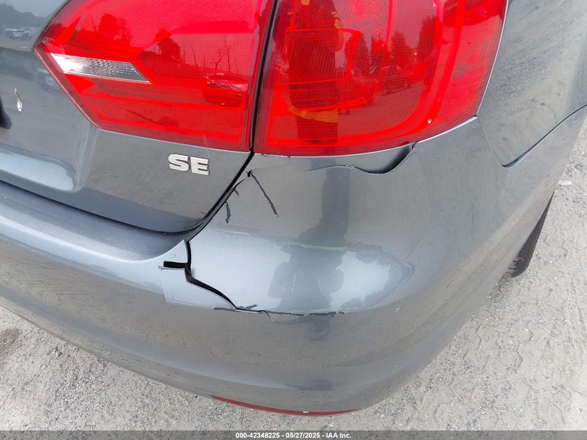 2014 VOLKSWAGEN JETTA 1.8T SE - 3VWD17AJXEM430361