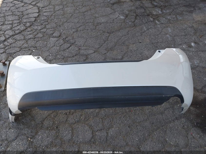 2017 TOYOTA COROLLA L/LE/SE/SE SPECIAL EDITION/XLE/XSE - 5YFBURHE6HP648414