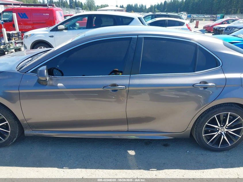 2021 TOYOTA CAMRY VIN: 4T1G11AK3MU413154