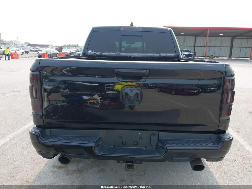 2019 RAM 1500 LARAMIE  4X4 5'7 BOX - 1C6SRFJT0KN924946