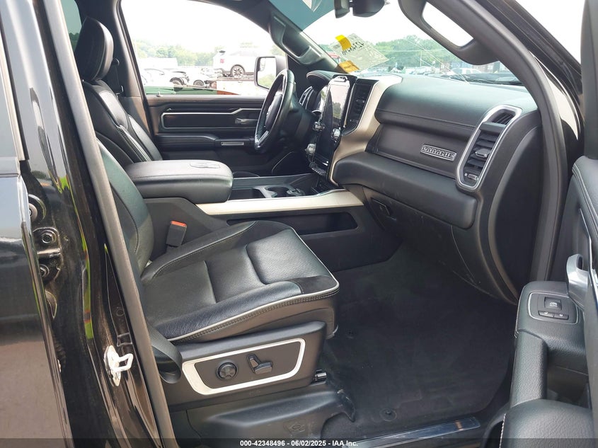 2019 RAM 1500 LARAMIE  4X4 5'7 BOX - 1C6SRFJT0KN924946