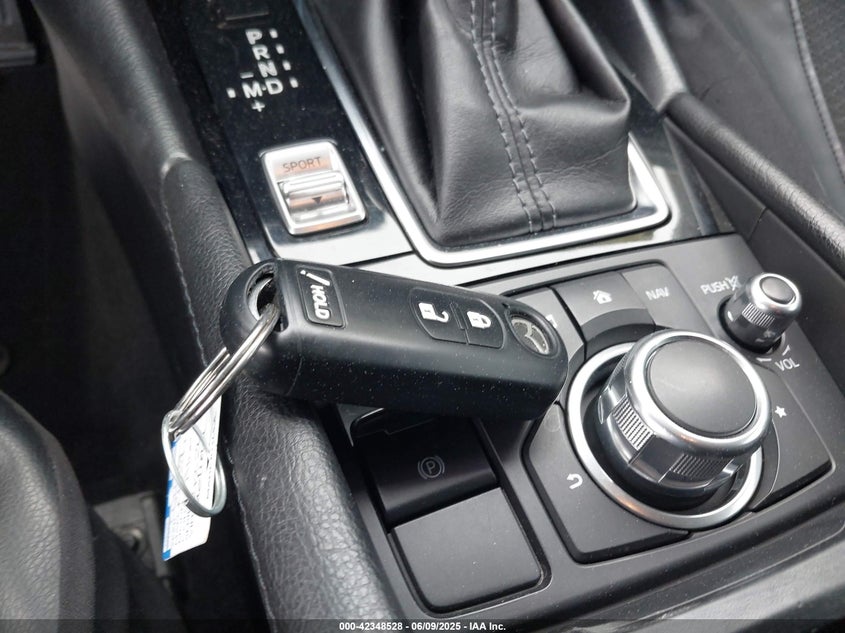 2018 MAZDA MAZDA3 SPORT - 3MZBN1K76JM212245