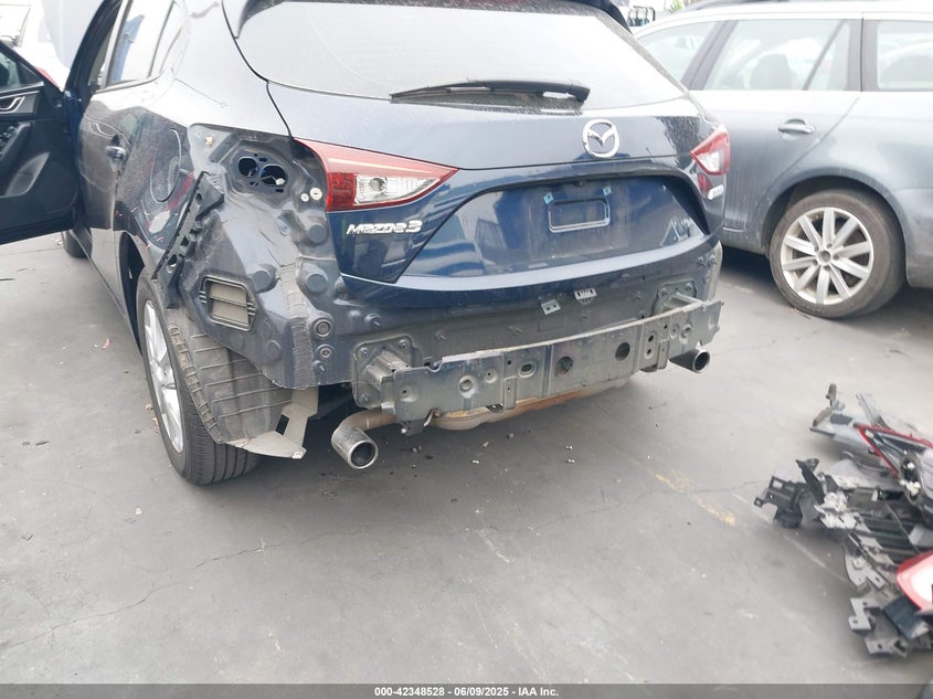 2018 MAZDA MAZDA3 SPORT - 3MZBN1K76JM212245