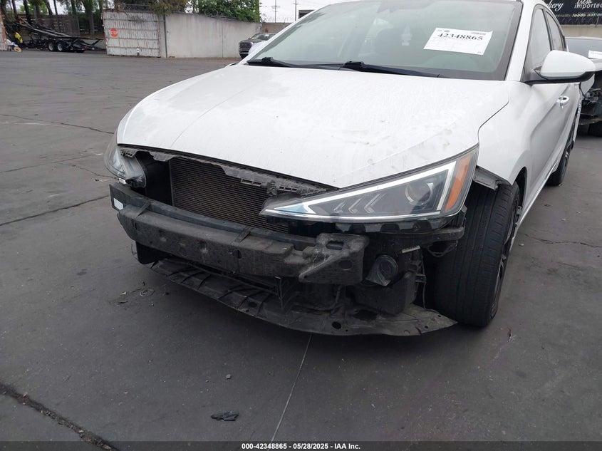 2020 HYUNDAI ELANTRA VIN: 5NPD84LF8LH549311