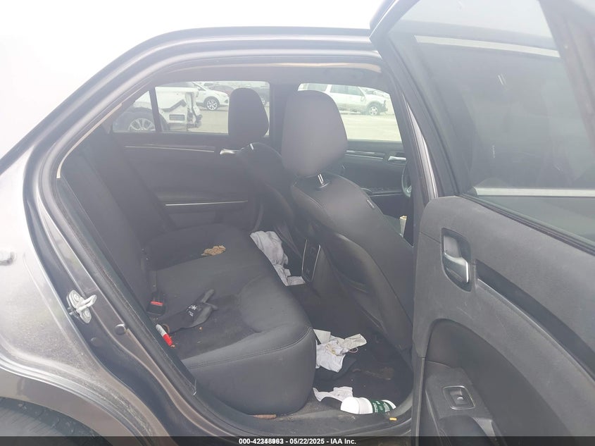 VIN 2C3CCAAG5JH320759 2018 CHRYSLER 300 TOURING