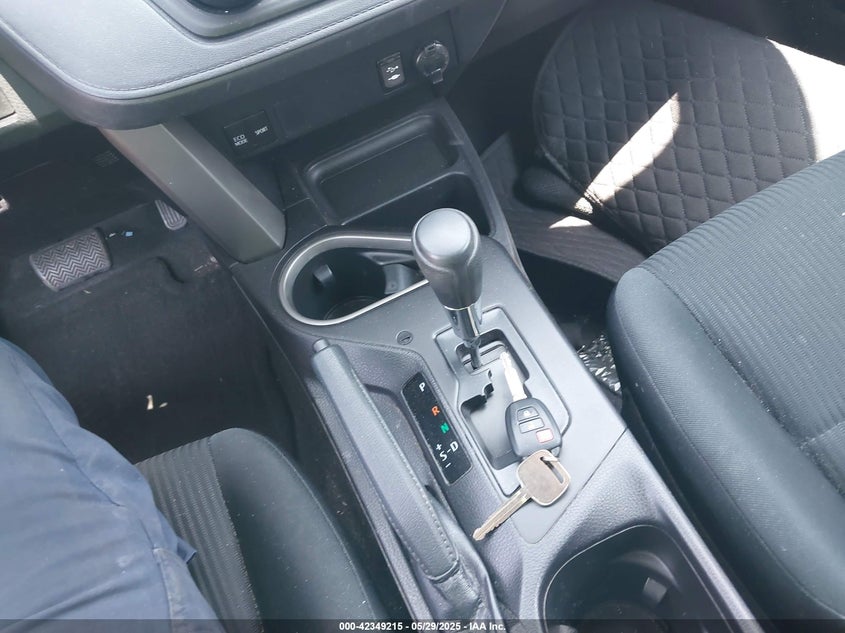 2016 TOYOTA RAV4 LE - 2T3ZFREV7GW312028