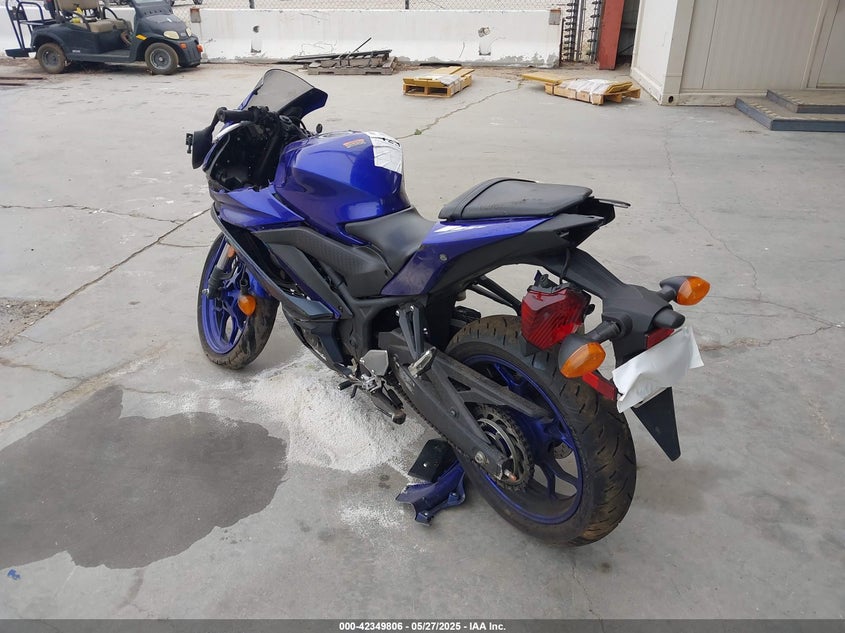 VIN MH3RH18Y0RK015066 2024 YAMAHA YZFR3 A