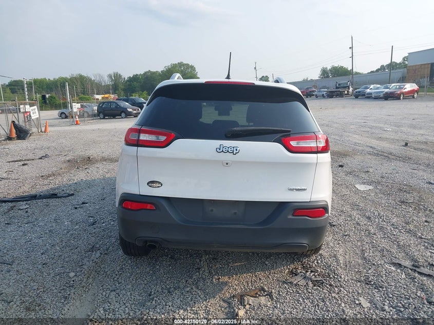 2018 JEEP CHEROKEE VIN: 1C4PJLCB3JD552189