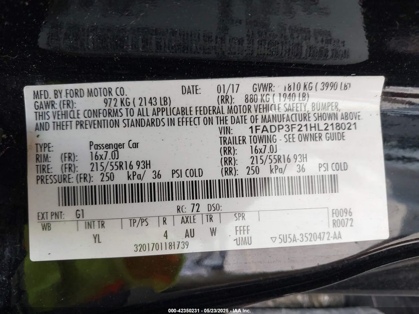 2017 FORD FOCUS VIN: 1FADP3F21HL218021