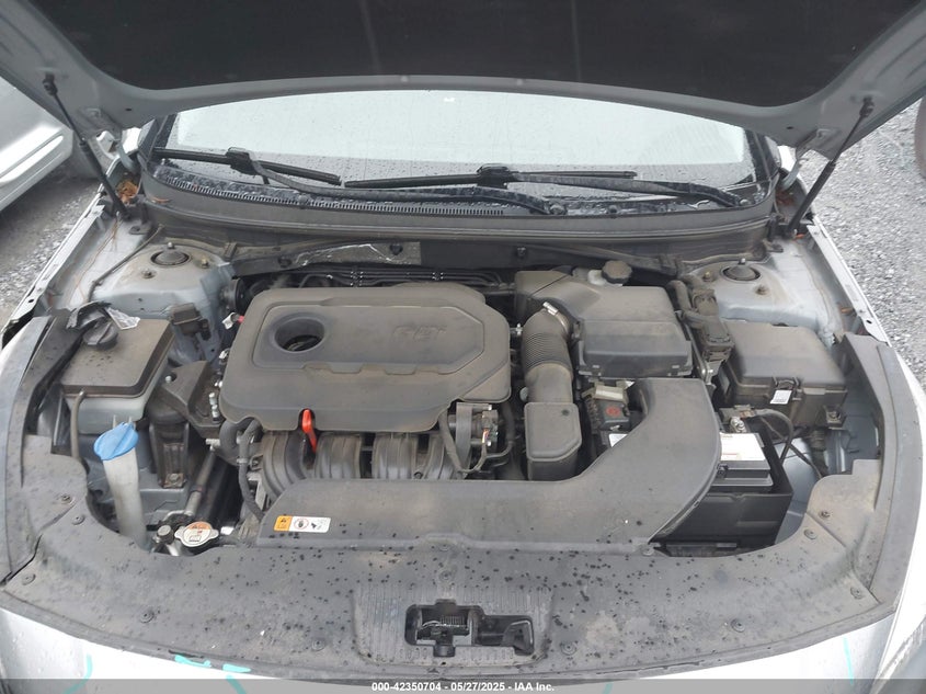 2015 HYUNDAI SONATA VIN: 5NPE34AF0FH177392