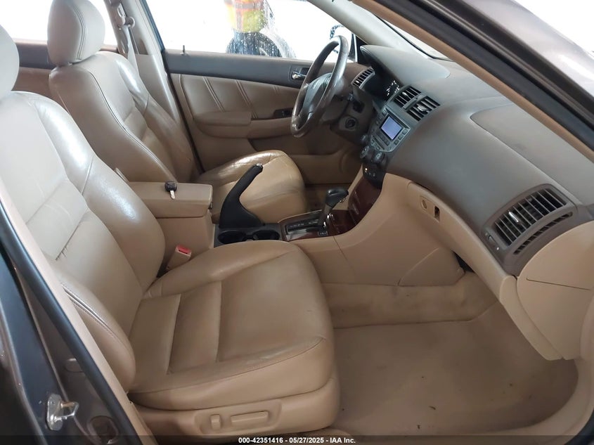 2007 HONDA ACCORD VIN: 1HGCM66537A033071