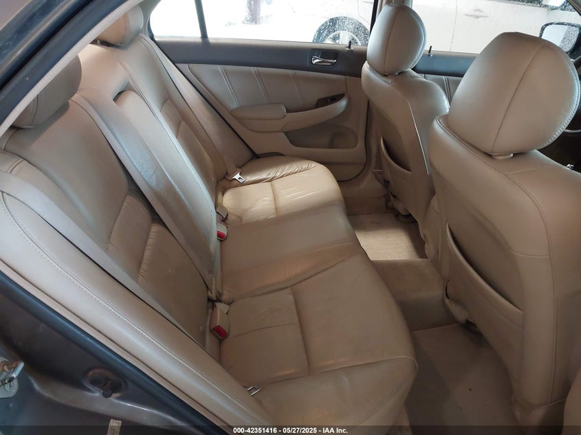 2007 HONDA ACCORD VIN: 1HGCM66537A033071