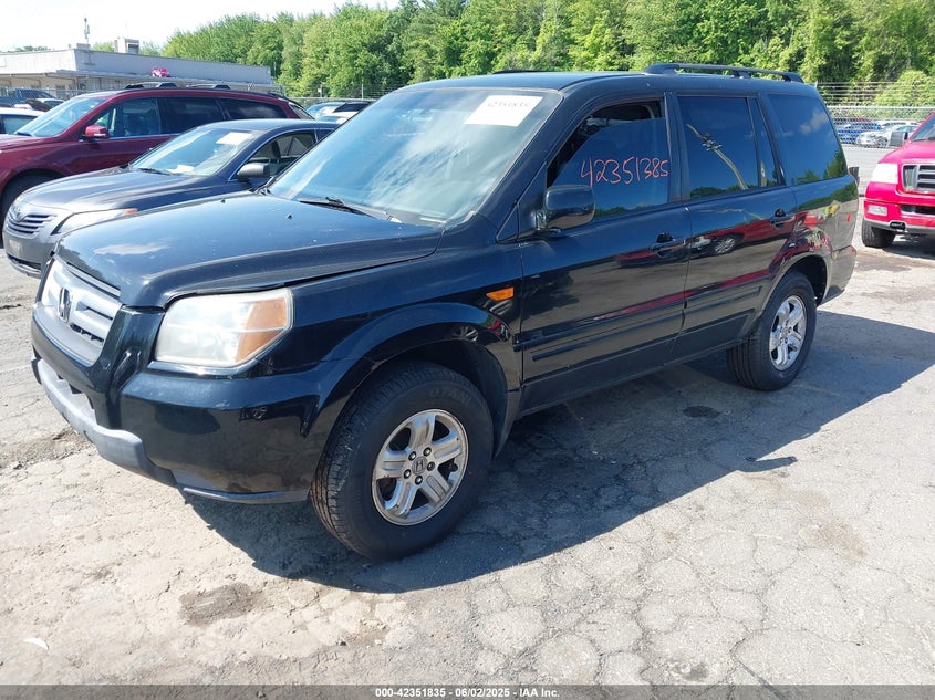 2008 HONDA PILOT VIN: 5FNYF18298B047229
