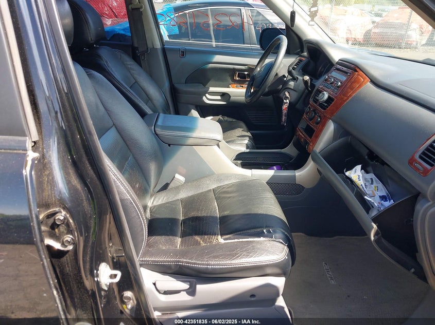 2008 HONDA PILOT VIN: 5FNYF18298B047229