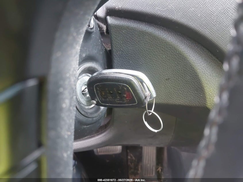 2013 HYUNDAI SANTA FE VIN: KM8SM4HF0DU029330