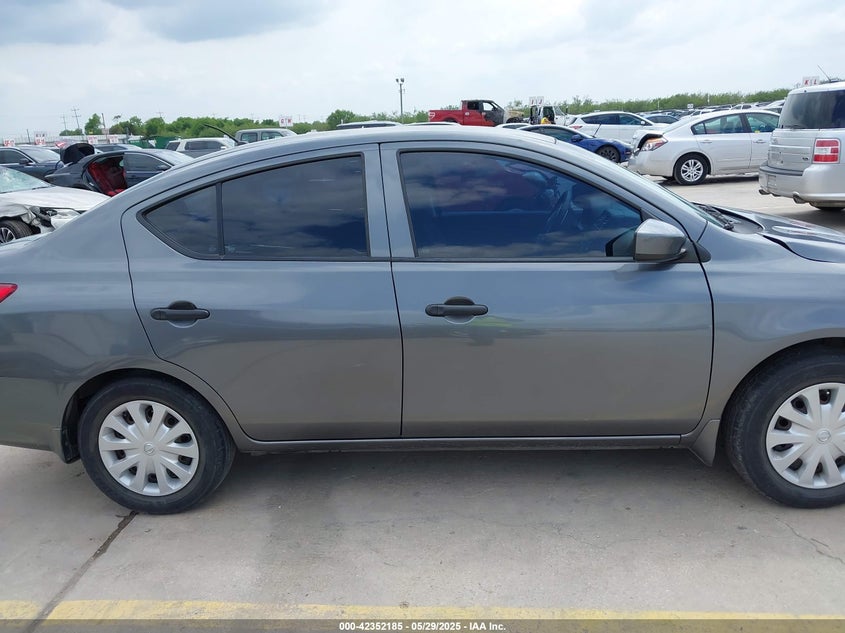 2016 NISSAN VERSA 1.6 S - 3N1CN7AP8GL837372