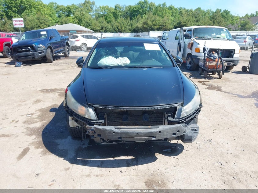 2011 HONDA ACCORD VIN: 1HGCS2B82BA005544