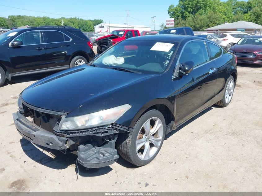 2011 HONDA ACCORD VIN: 1HGCS2B82BA005544