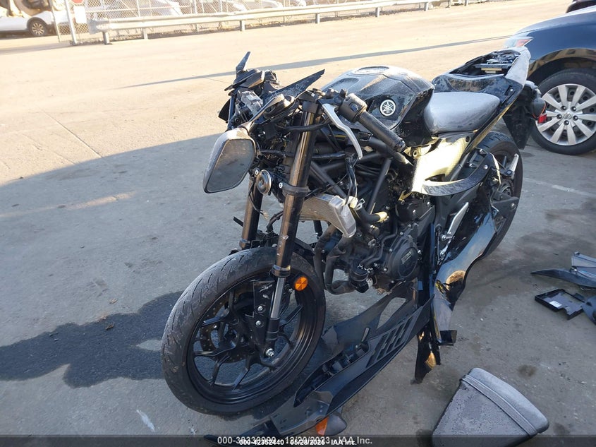 MH3RH18Y5PK012564 2023 YAMAHA YZF photo no. 2
