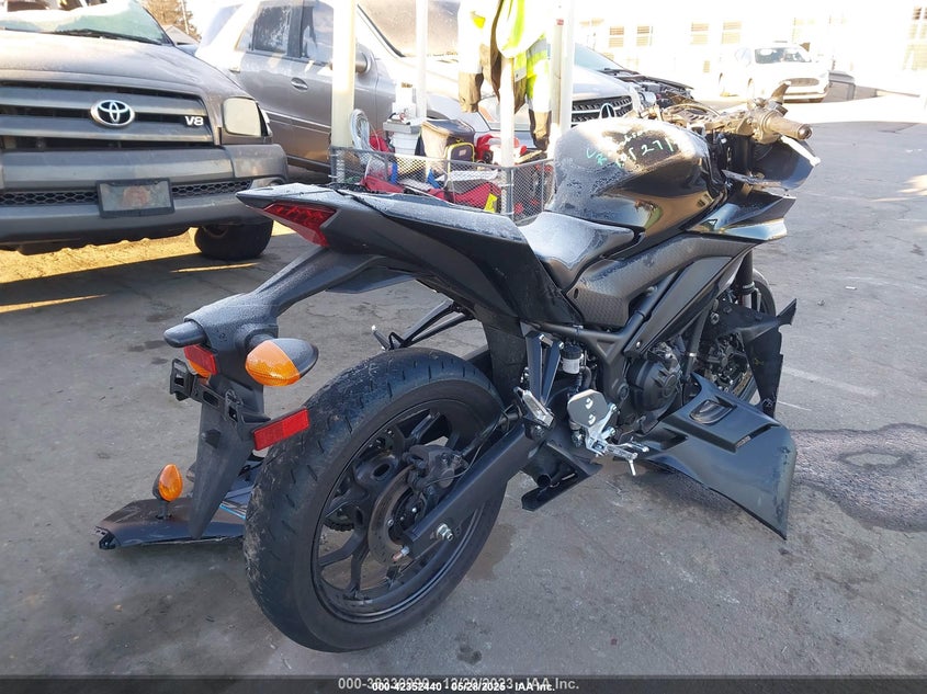 MH3RH18Y5PK012564 2023 YAMAHA YZF photo no. 4