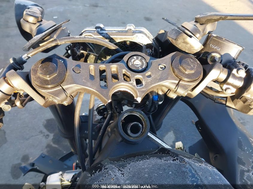 2023 Yamaha Yzfr3 A VIN: MH3RH18Y5PK012564 Lot: 42352440