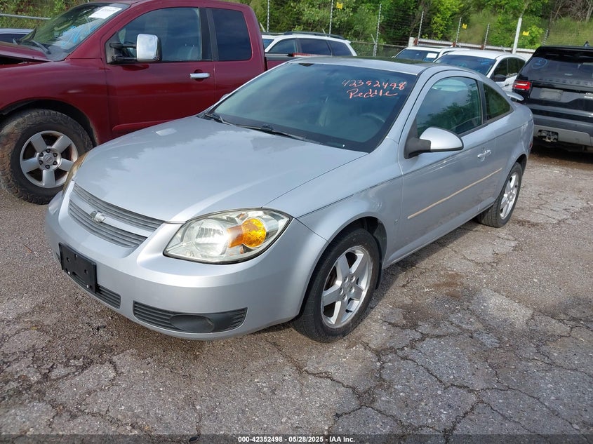 2008 CHEVROLET COBALT VIN: 1G1AL18F687211600