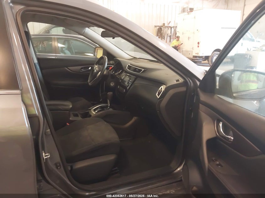 2016 NISSAN ROGUE S/SL/SV - 5N1AT2MT1GC793339