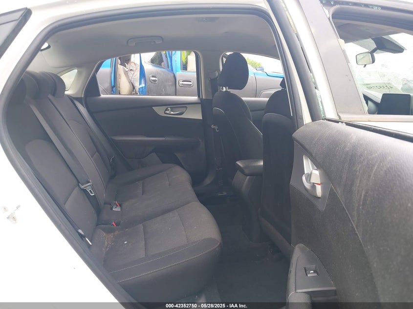 2023 KIA FORTE LXS - 3KPF24AD0PE552371