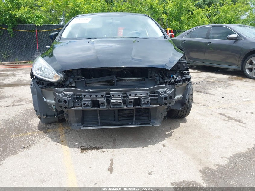 2018 FORD FOCUS SE - 1FADP3K2XJL330909