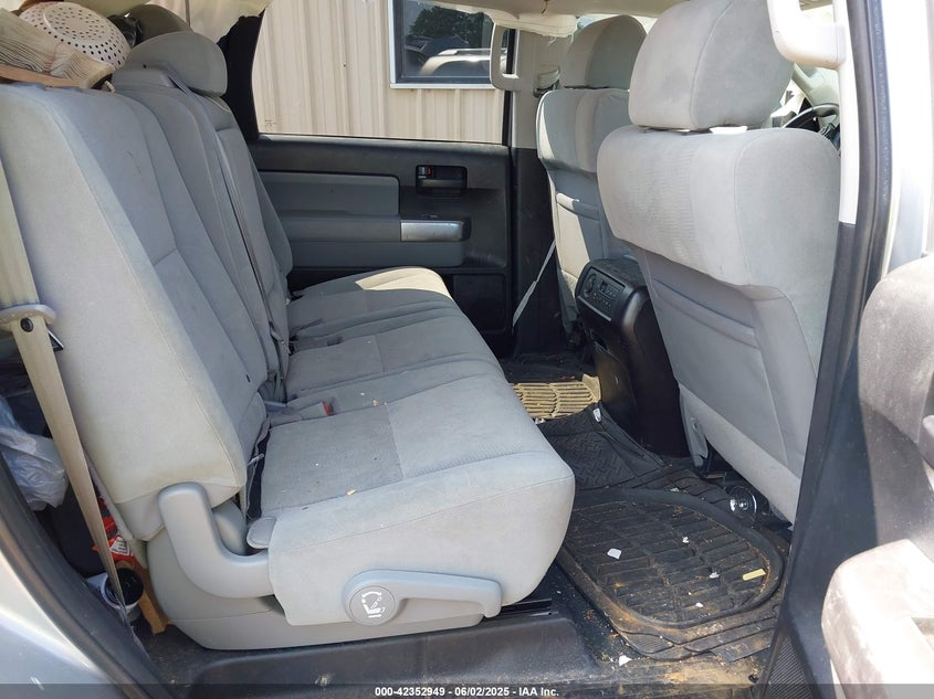 2018 TOYOTA SEQUOIA SR5 - 5TDBY5G18JS158615