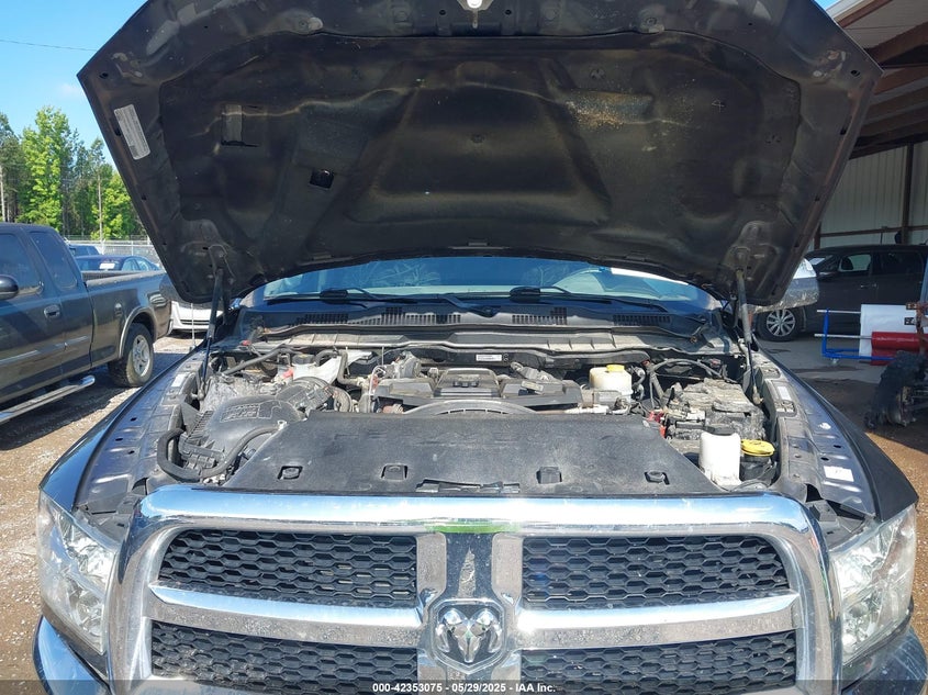 2018 RAM 2500 TRADESMAN  4X4 6'4 BOX - 3C6UR5CL9JG160005