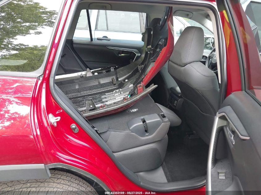 2025 Toyota RAV4 - 2T3P1RFV3SW515706