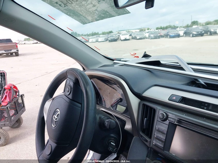 2013 TOYOTA RAV4 XLE - JTMRFREV8D5007740