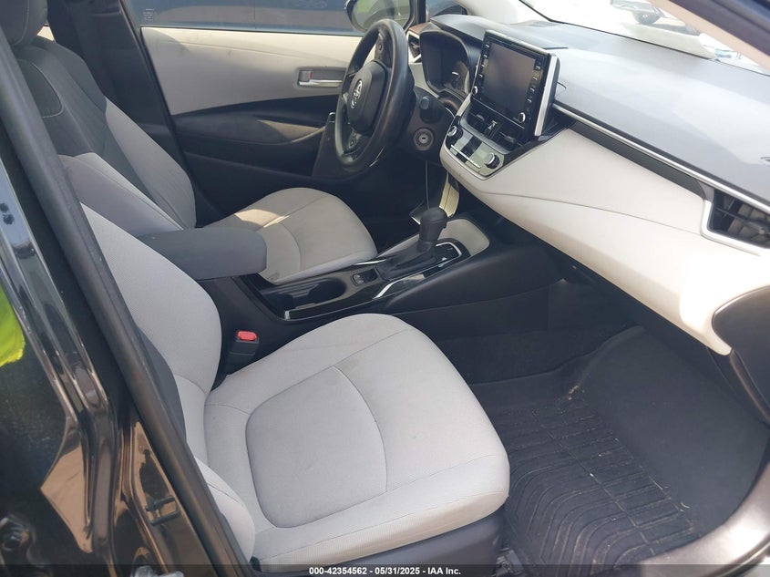 2021 TOYOTA COROLLA LE - JTDEPMAE4MJ166315
