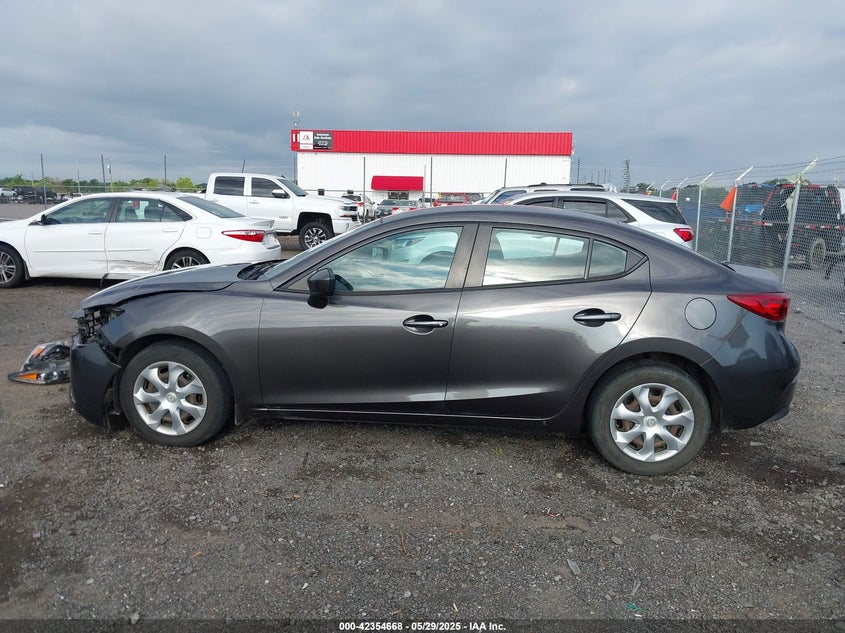 2017 MAZDA MAZDA3 SPORT - 3MZBN1U71HM138031