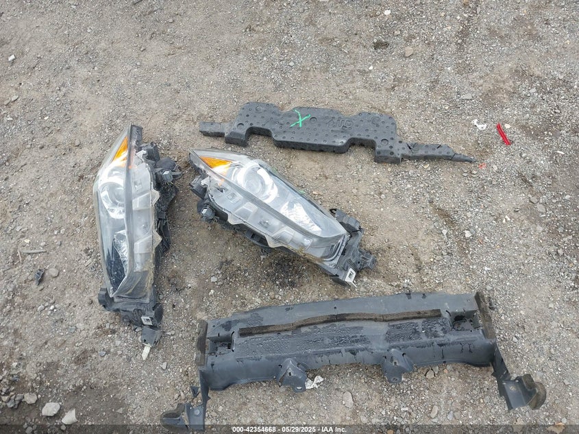 2017 MAZDA MAZDA3 SPORT - 3MZBN1U71HM138031