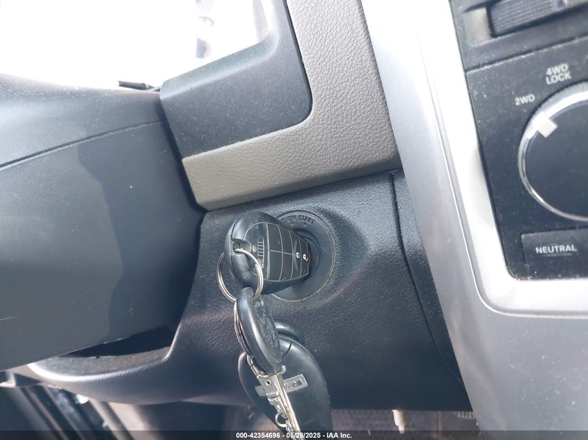 2012 DODGE RAM 1500 VIN: 1C6RD7LT2CS297332
