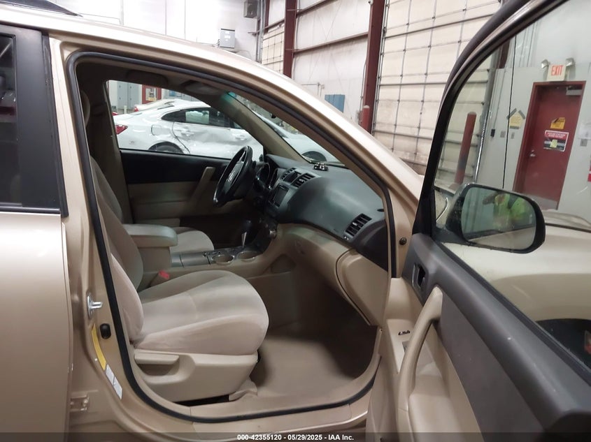 2008 TOYOTA HIGHLANDER VIN: JTEES41A182001698