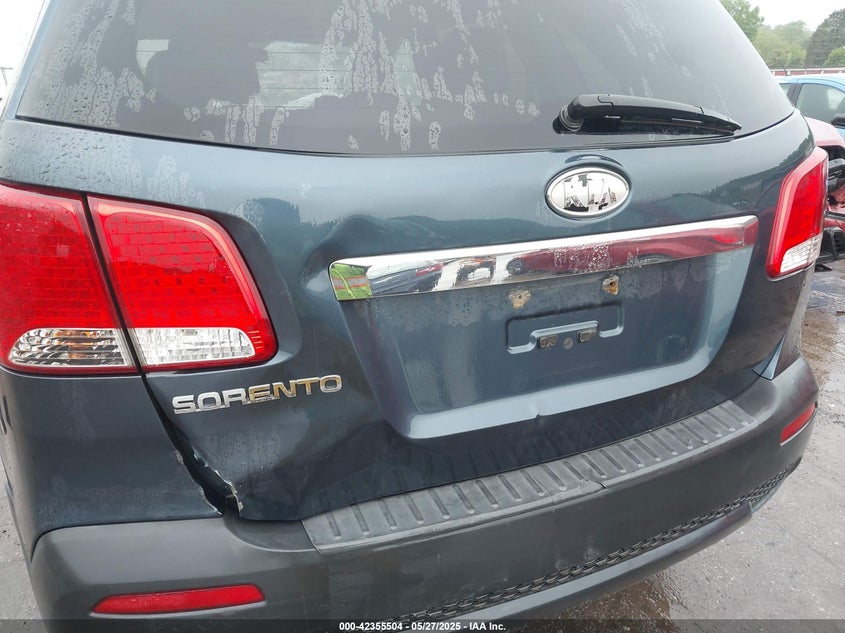 2011 Kia Sorento VIN: 5XYKTTA11BG167277 Lot: 42355504