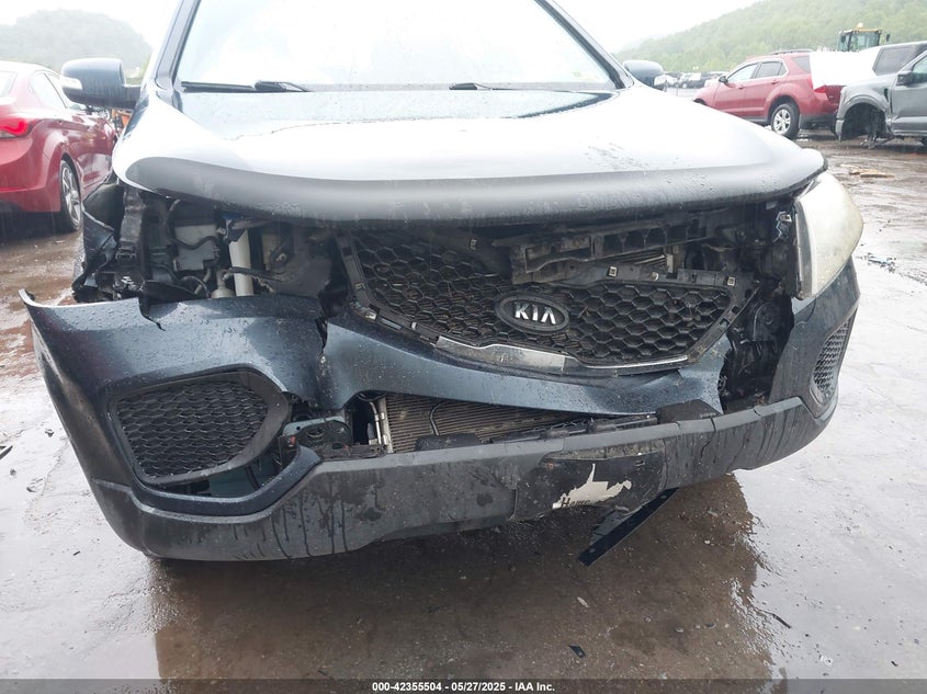 2011 Kia Sorento VIN: 5XYKTTA11BG167277 Lot: 42355504