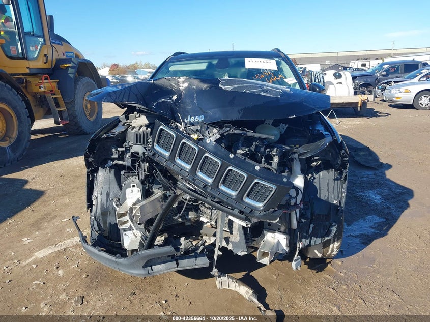 2018 Jeep Compass Limited VIN: 3C4NJDCB7JT493705 Lot: 42356664