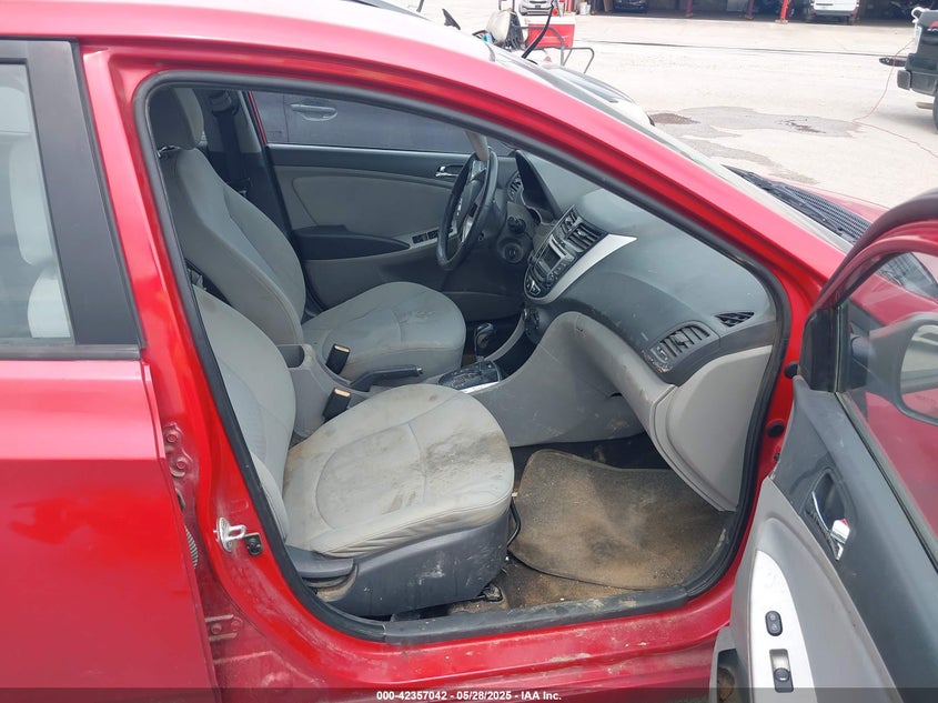 2014 HYUNDAI ACCENT SE - KMHCU5AE7EU145704