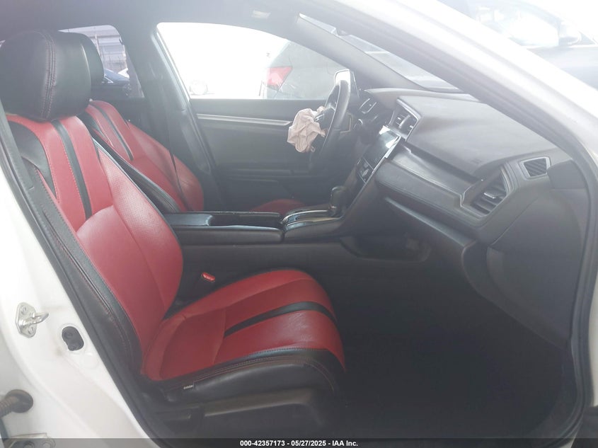 2018 HONDA CIVIC VIN: SHHFK7H57JU424046