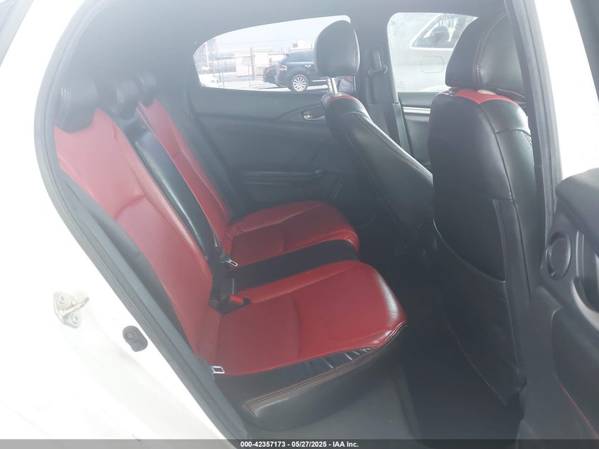 2018 HONDA CIVIC VIN: SHHFK7H57JU424046