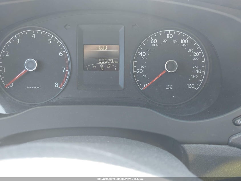 2014 VOLKSWAGEN JETTA 2.0L S - 3VW2K7AJ5EM238107